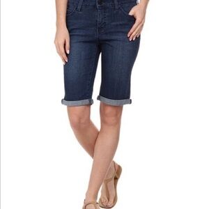 Liverpool Bae Bermuda Jean Shorts 8/29